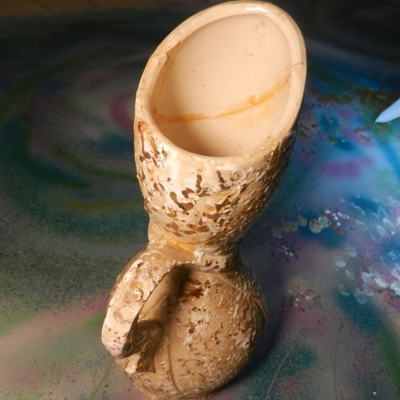 VTG cream gold textured spatter urn vase w handle **read description** - Picture 6 of 14